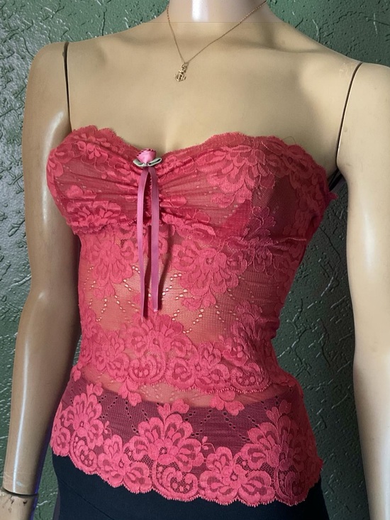 Betsey Johnson Tops - BETSEY JOHNSON NEW YORK CORAL LACE TUBE TOP CAMISOLE Sz S